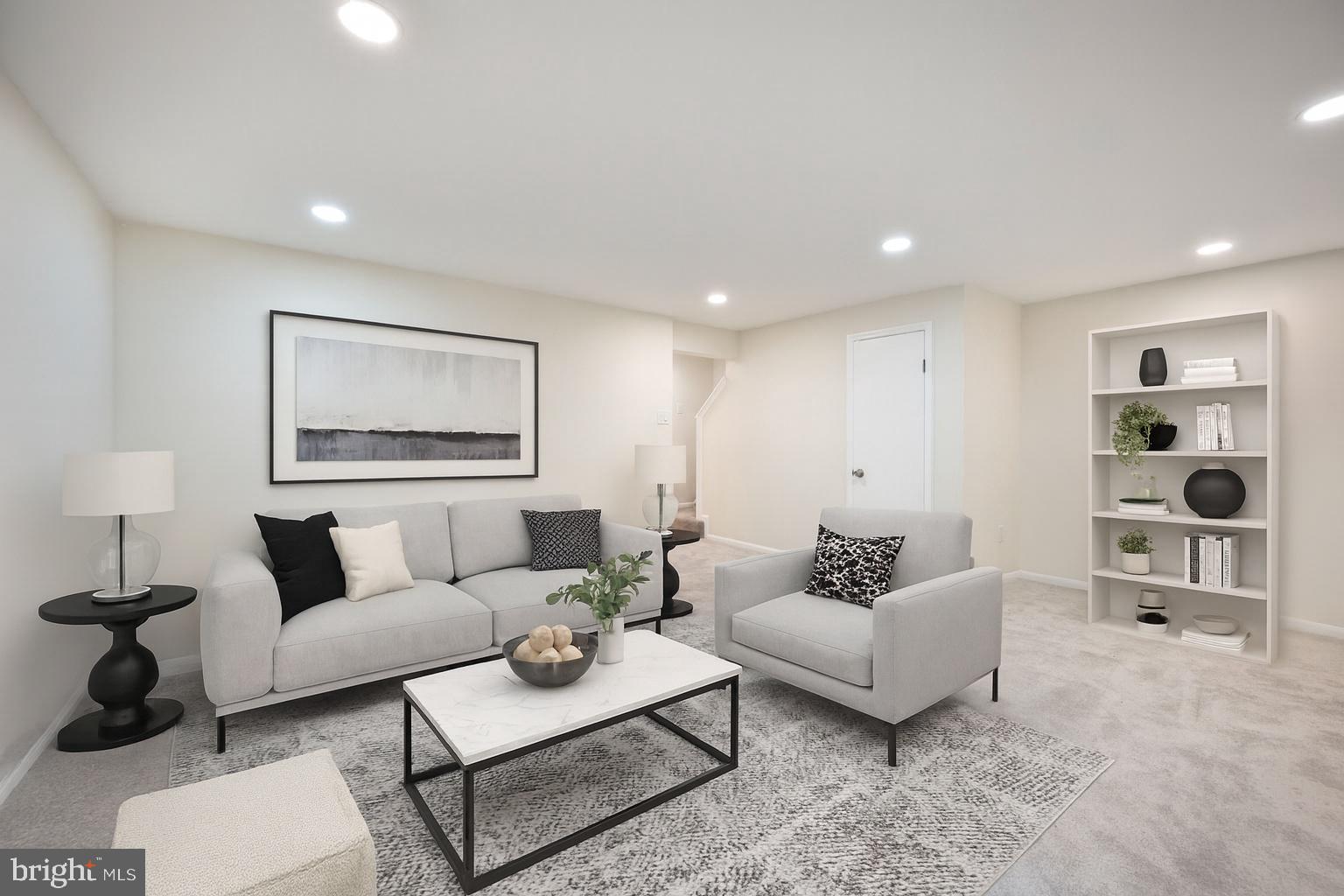 OAK POND - Residential