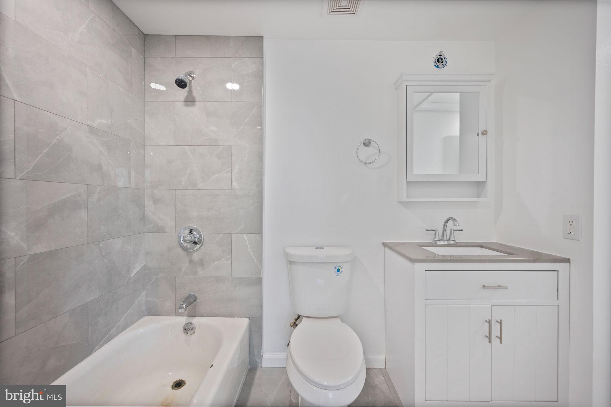 OAK POND - Residential