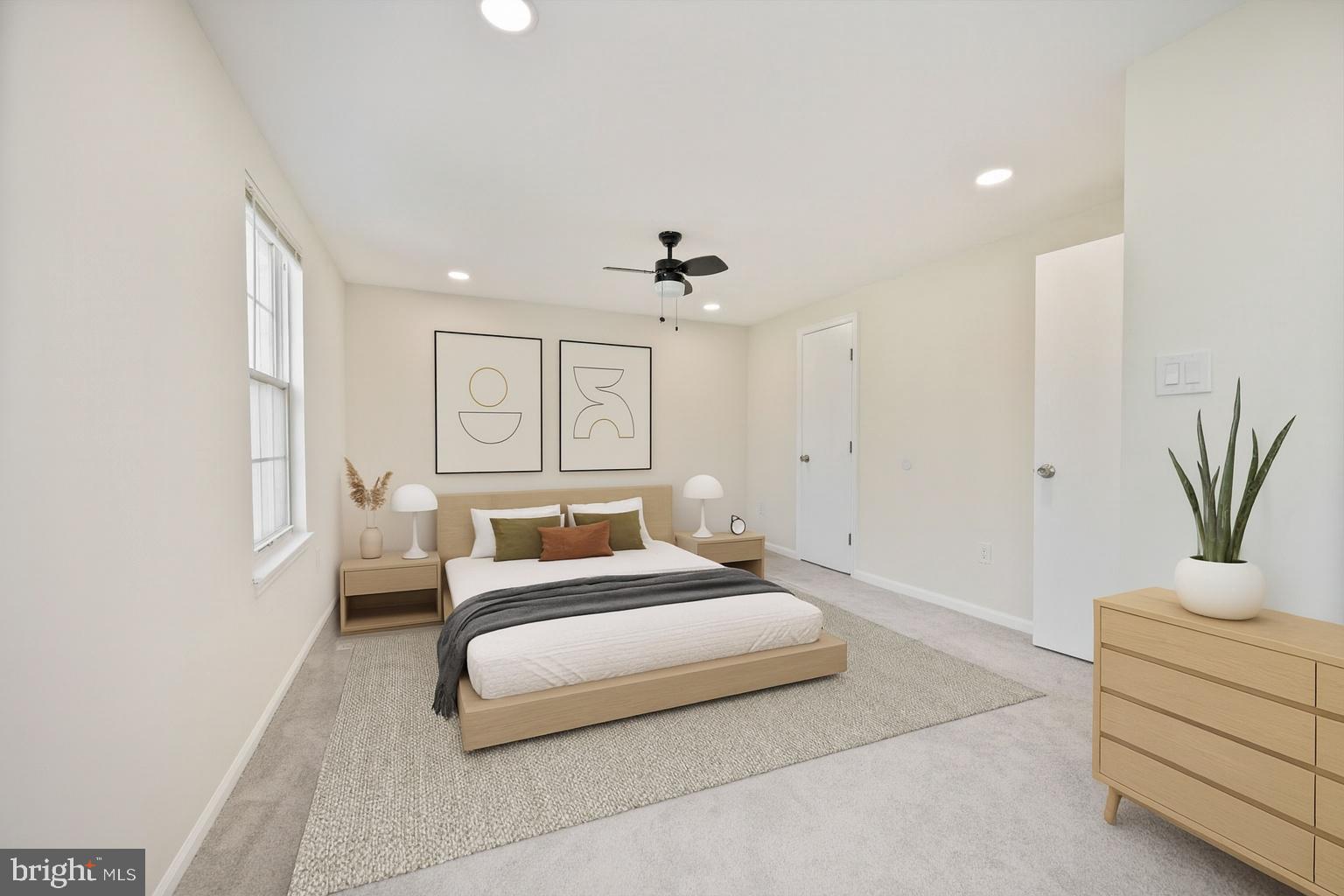 OAK POND - Residential