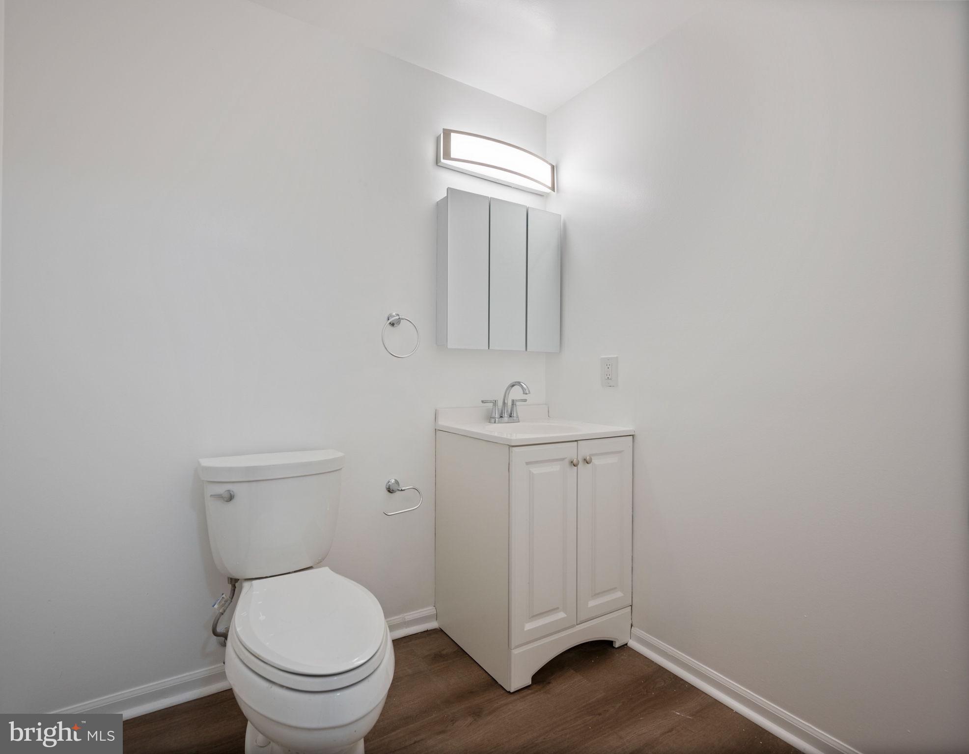 OAK POND - Residential