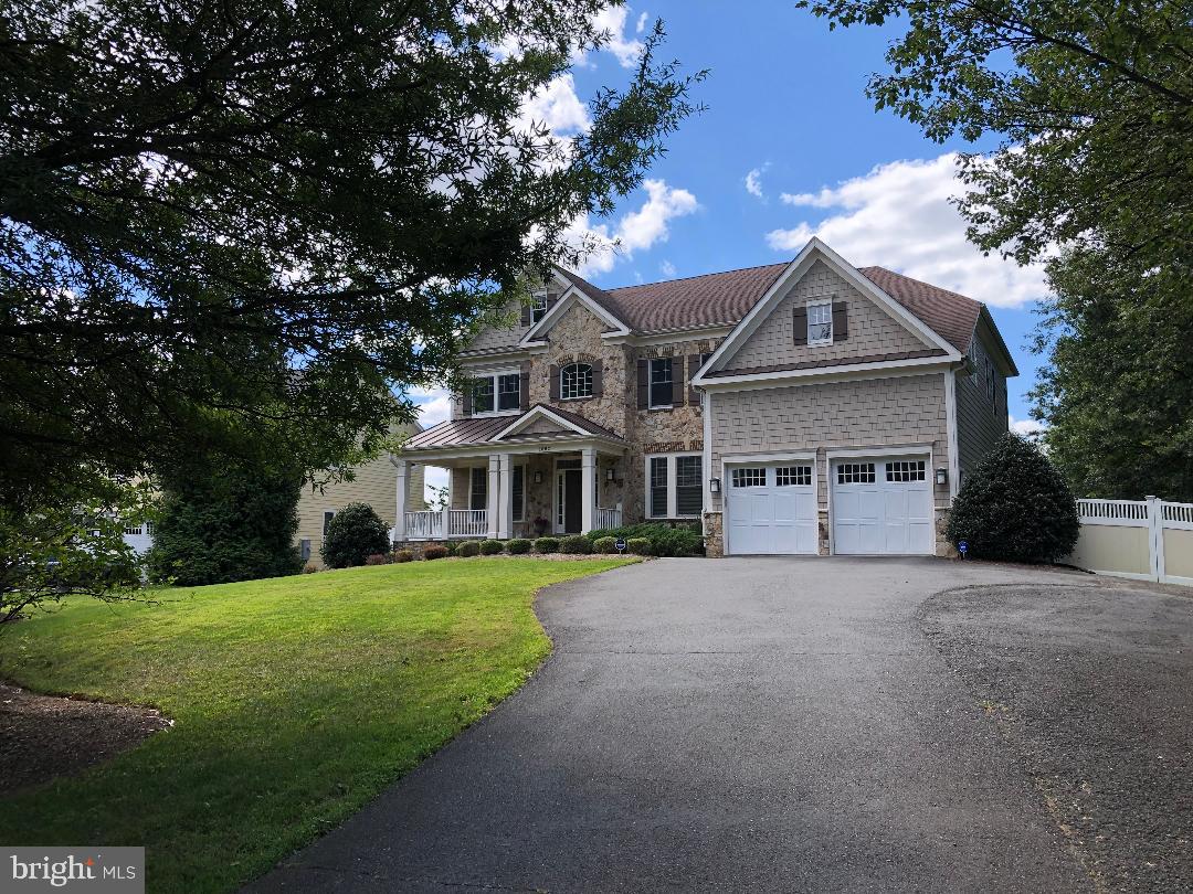 EMBASSY COURT - Residential Lease