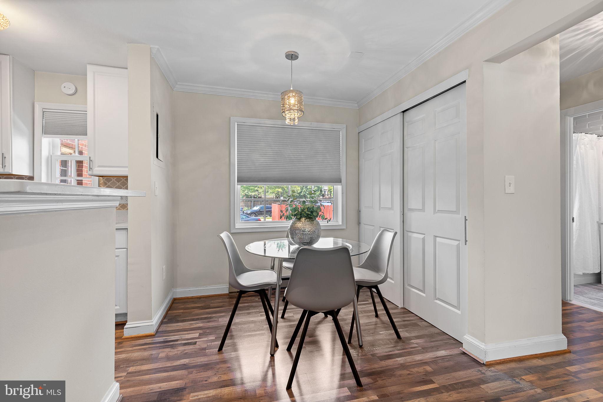 1716 W ABINGDON DRIVE 103