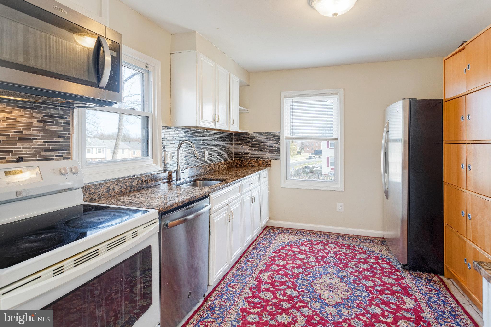 GEORGETOWN VILLAGE - Residential Lease