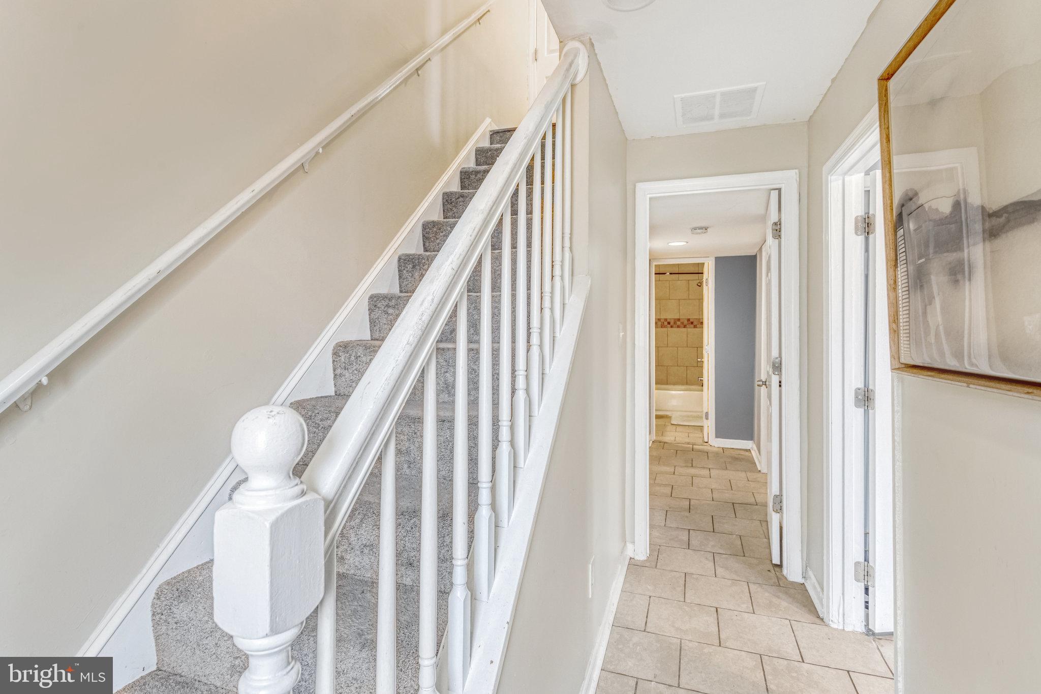 GEORGETOWN VILLAGE - Residential Lease