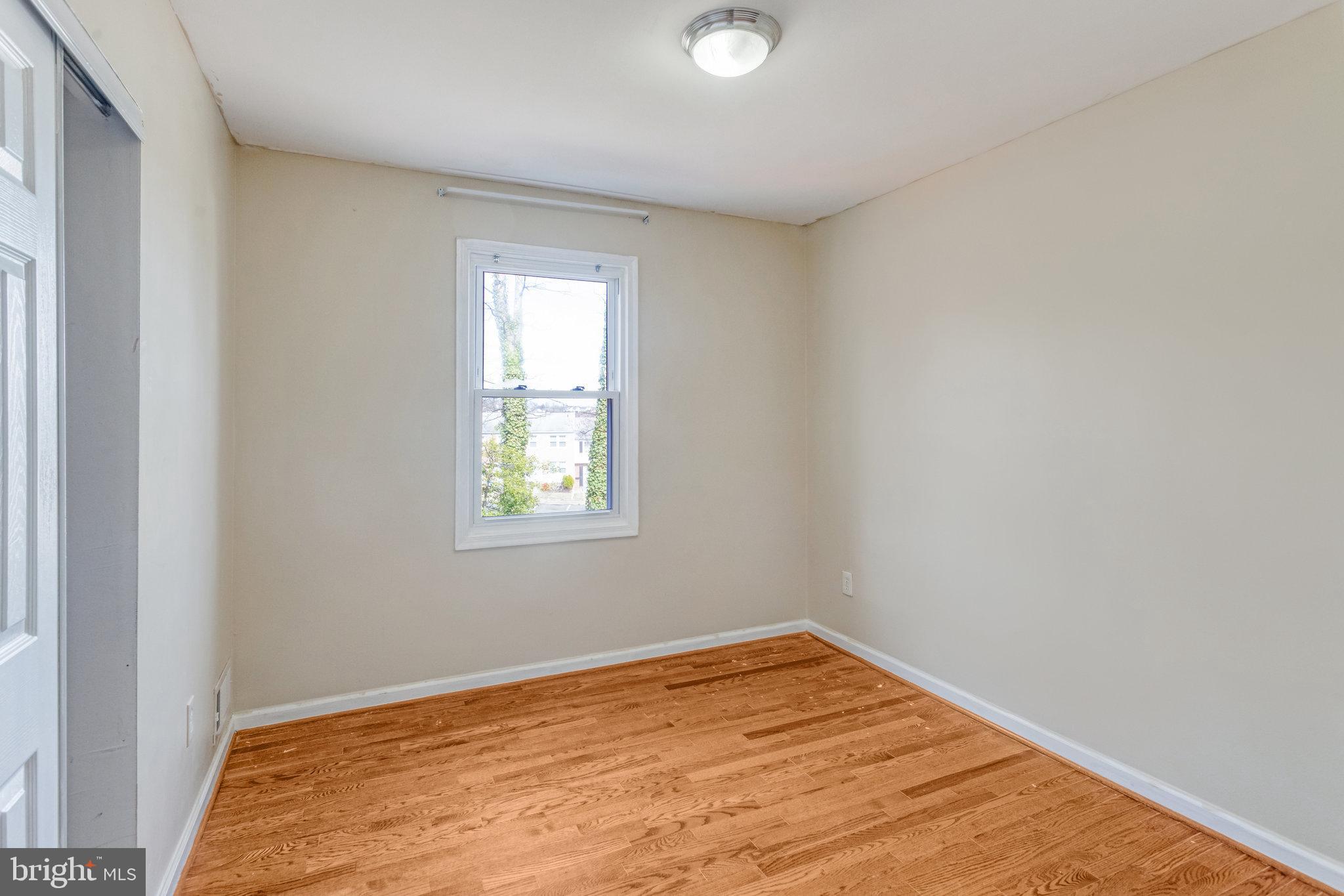 GEORGETOWN VILLAGE - Residential Lease