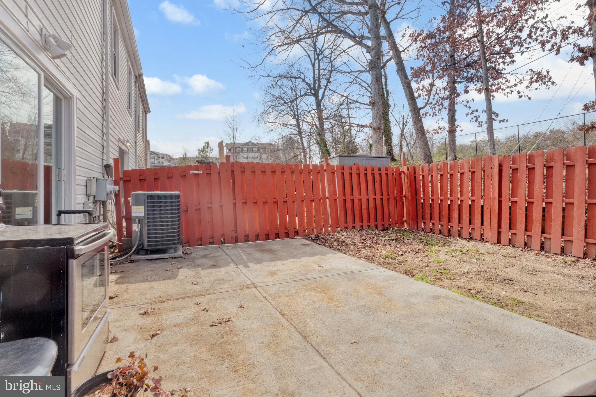 GEORGETOWN VILLAGE - Residential Lease