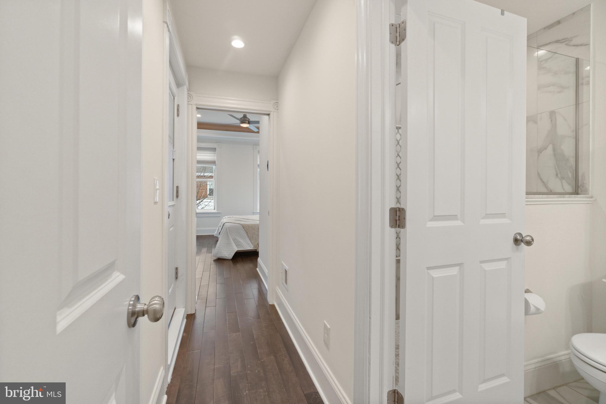 RIVERSIDE PARK - Residential