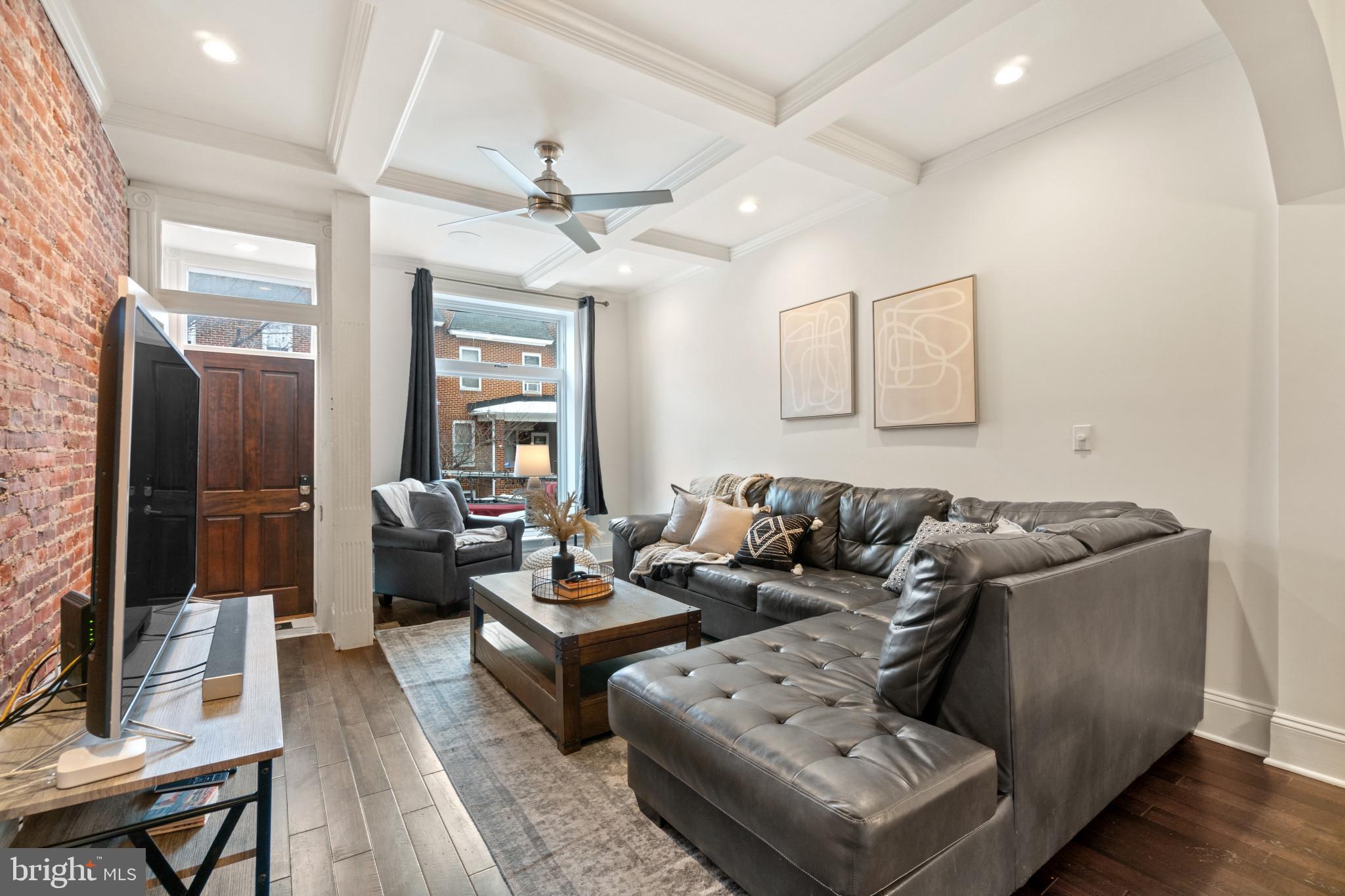 RIVERSIDE PARK - Residential