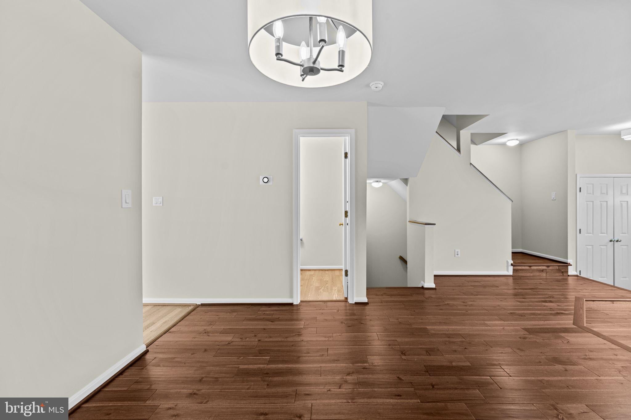 8644 SANDERLING DRIVE