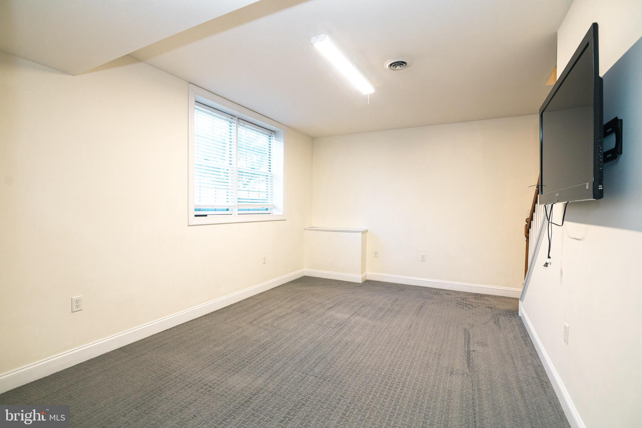 HIGHLANDS OF HAMPDEN - Residential