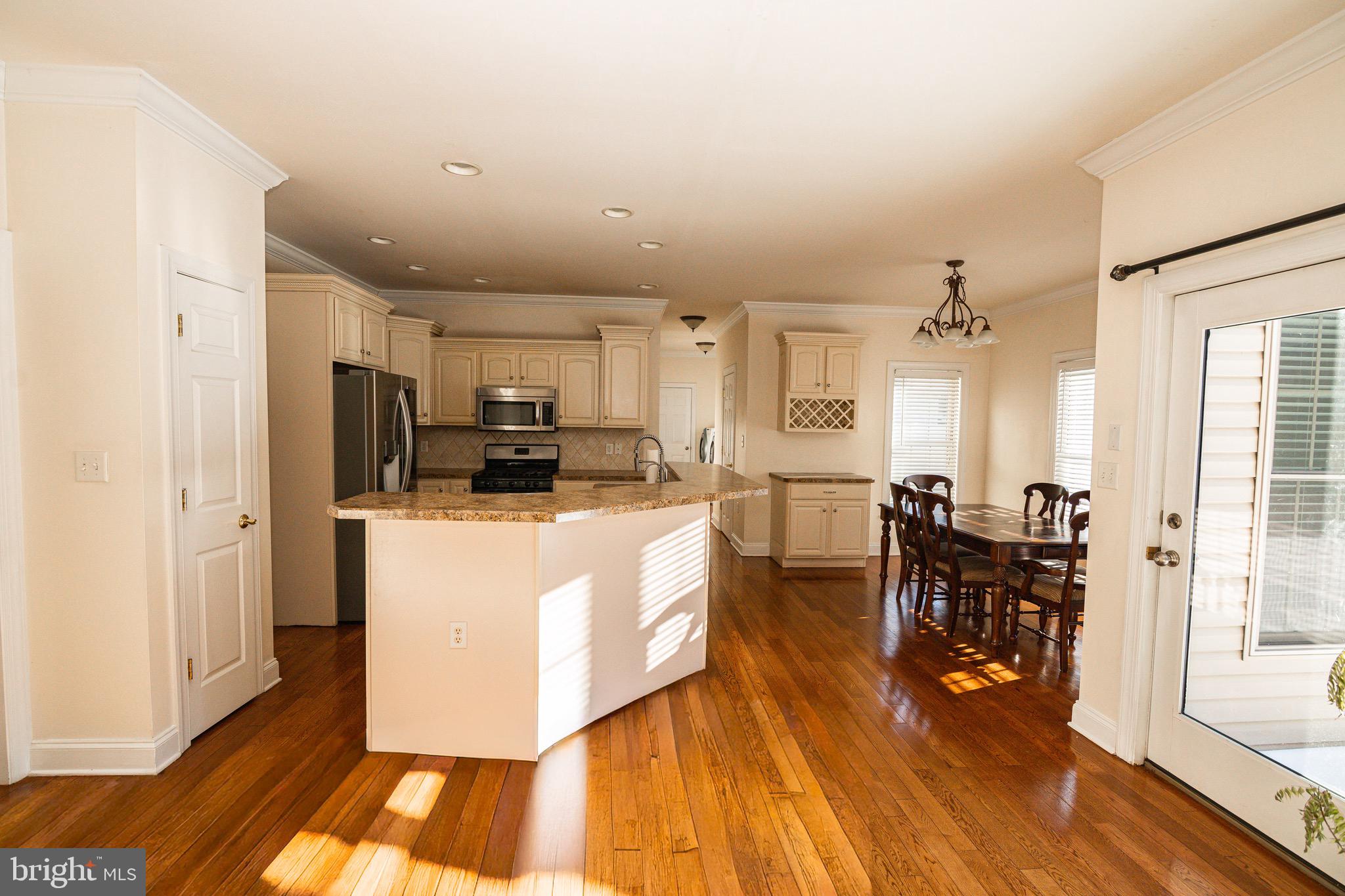 HIGHLANDS OF HAMPDEN - Residential