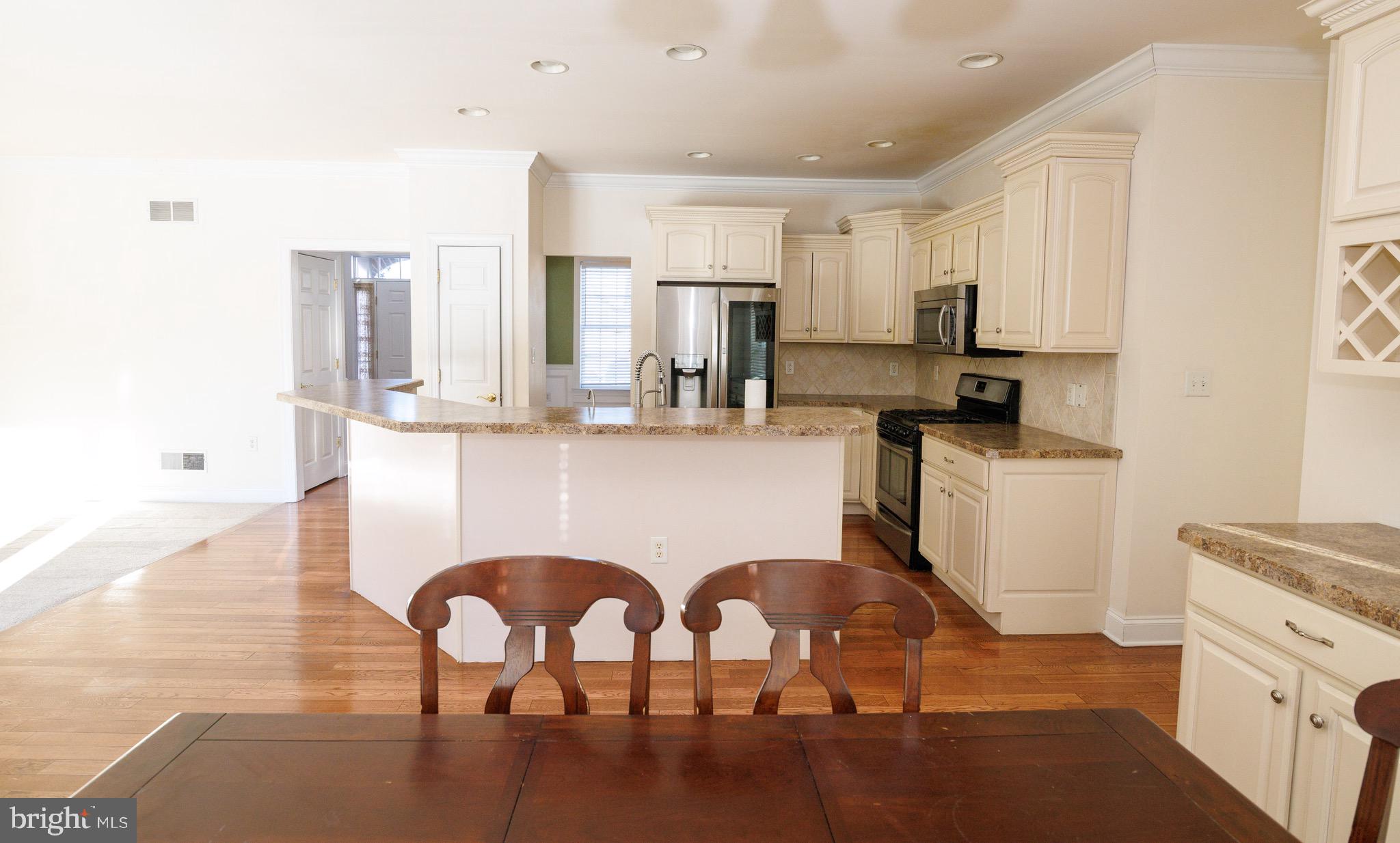 HIGHLANDS OF HAMPDEN - Residential