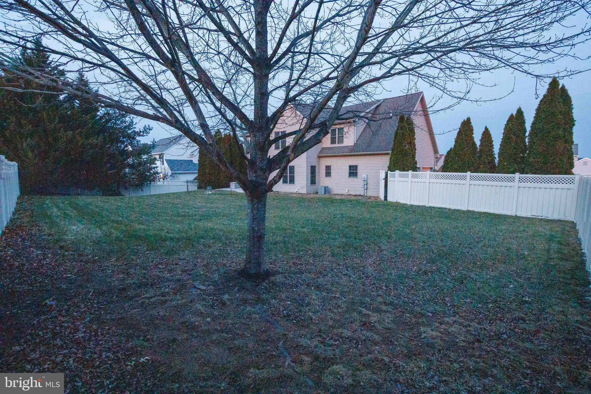 HIGHLANDS OF HAMPDEN - Residential