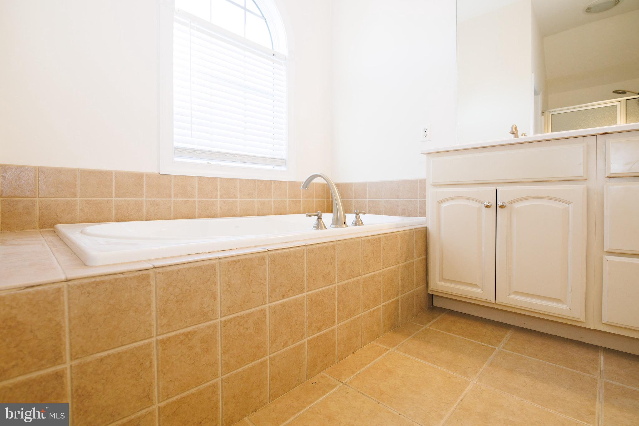 HIGHLANDS OF HAMPDEN - Residential