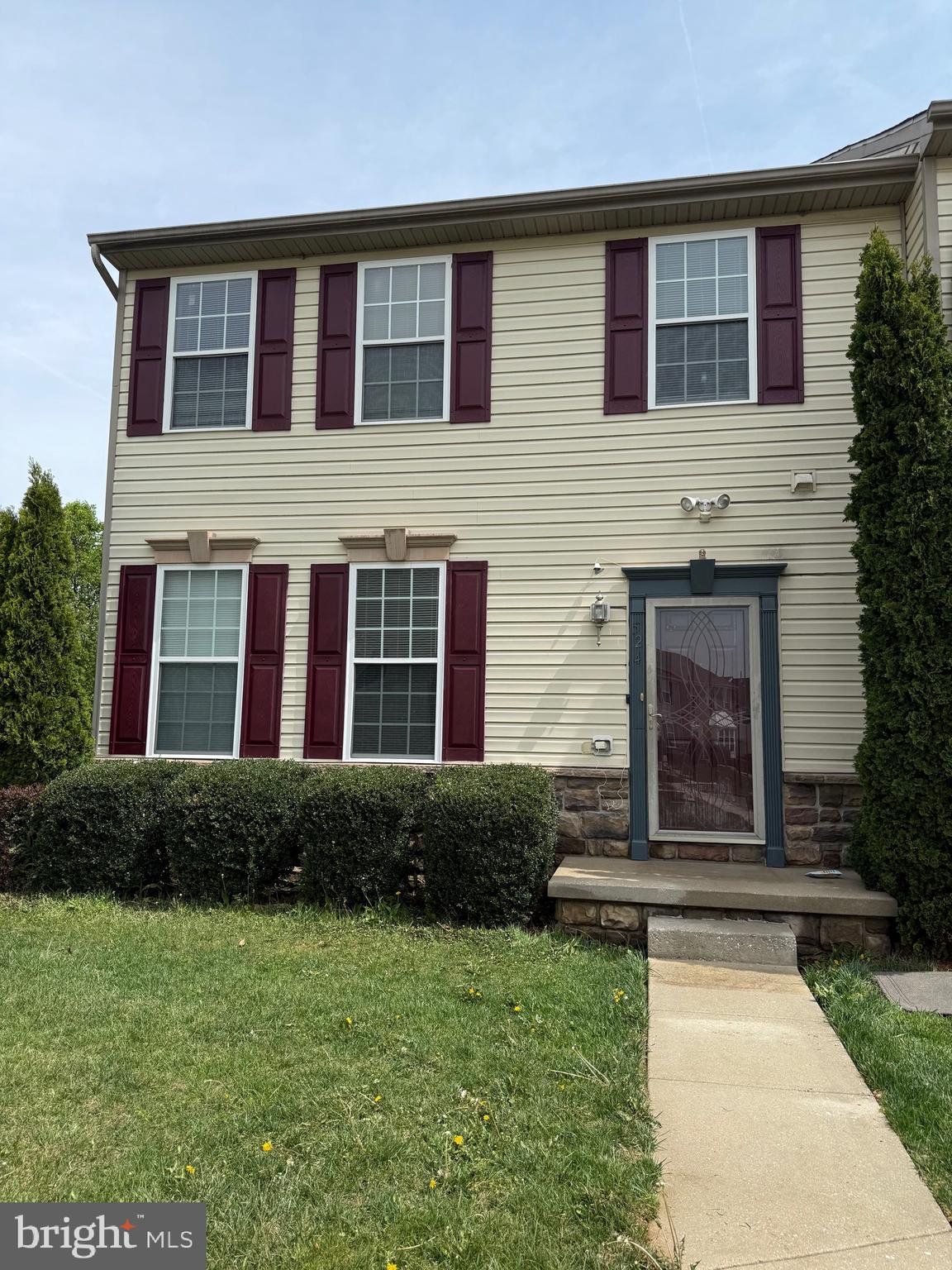 Ready to move-In , Beautiful 3 Bedrooms 3full bath and 1 half bathroom home . Finished basement with walk out and full bathroom attached.
Nice spacious Family room that opens up on deck.
Neutral Colors, Professionally Cleaned Carpet, Power washed whole house , Patio and Deck.
Schedule a Tour! You will love it.