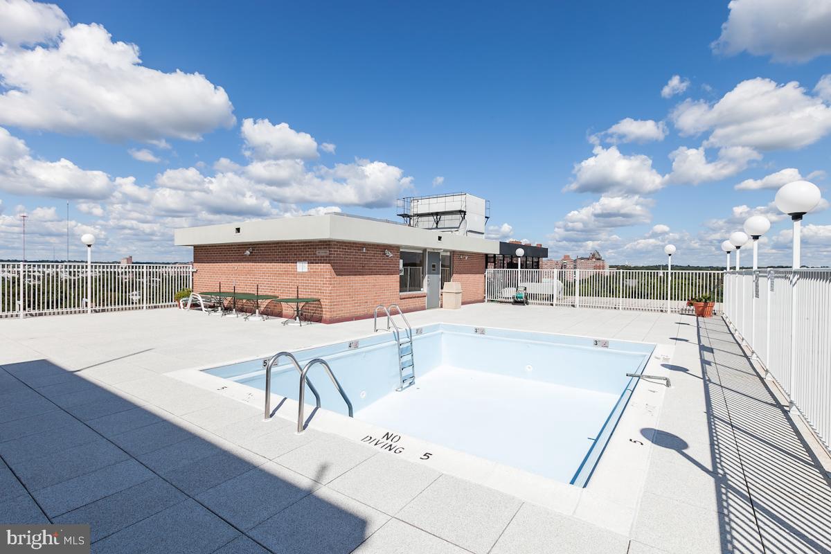 GUILFORD - Residential