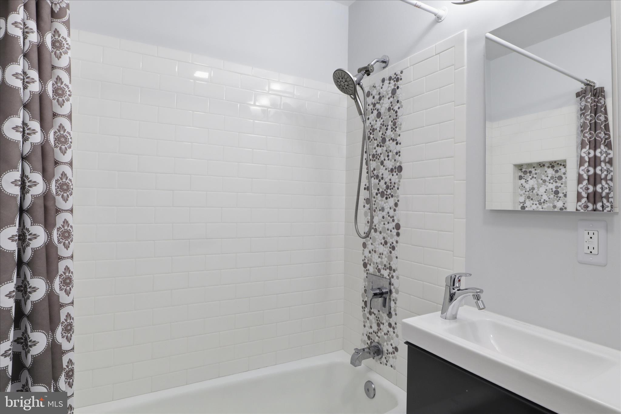 SARATOGA - Residential