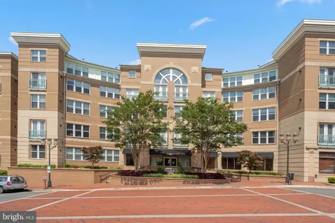 12000 Market Street Unit 131, Reston, VA MLS: VAFX2238632