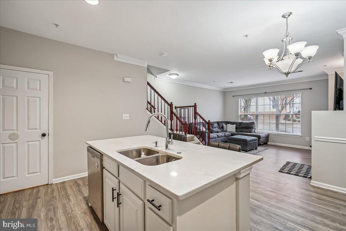 COUNTY CENTER - Residential