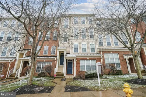 5043 Anchorstone Drive Unit 5043, Woodbridge, VA MLS: VAPW2113720