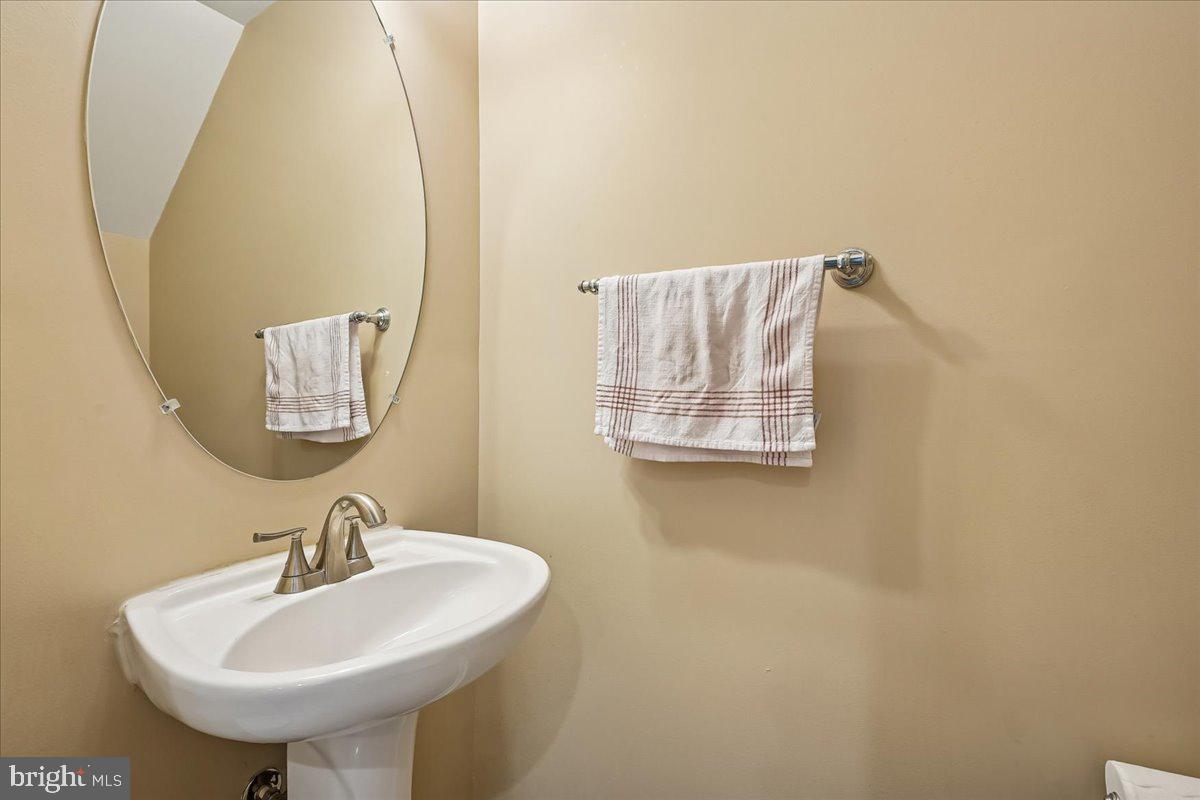 COUNTY CENTER - Residential