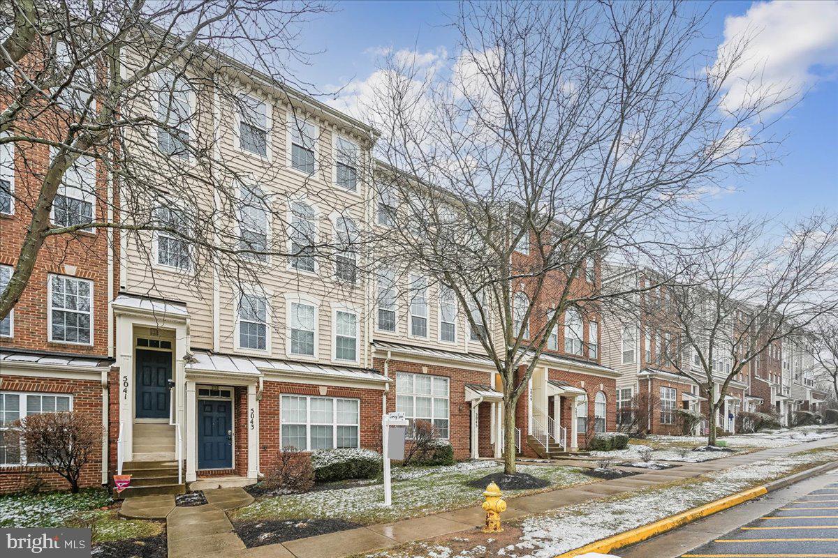 COUNTY CENTER - Residential