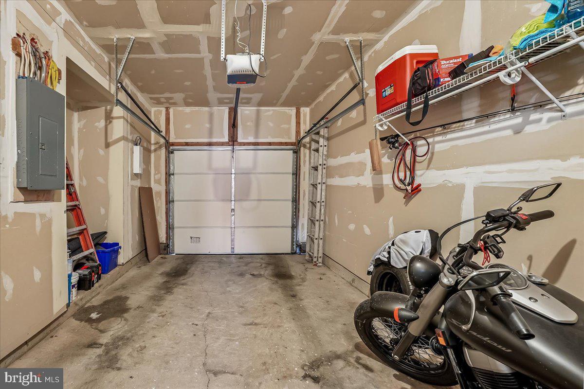 COUNTY CENTER - Residential