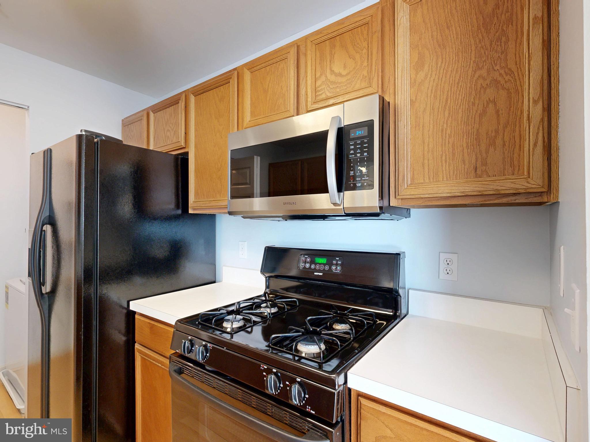 PROSPECT COVE AT LAKESID - Residential