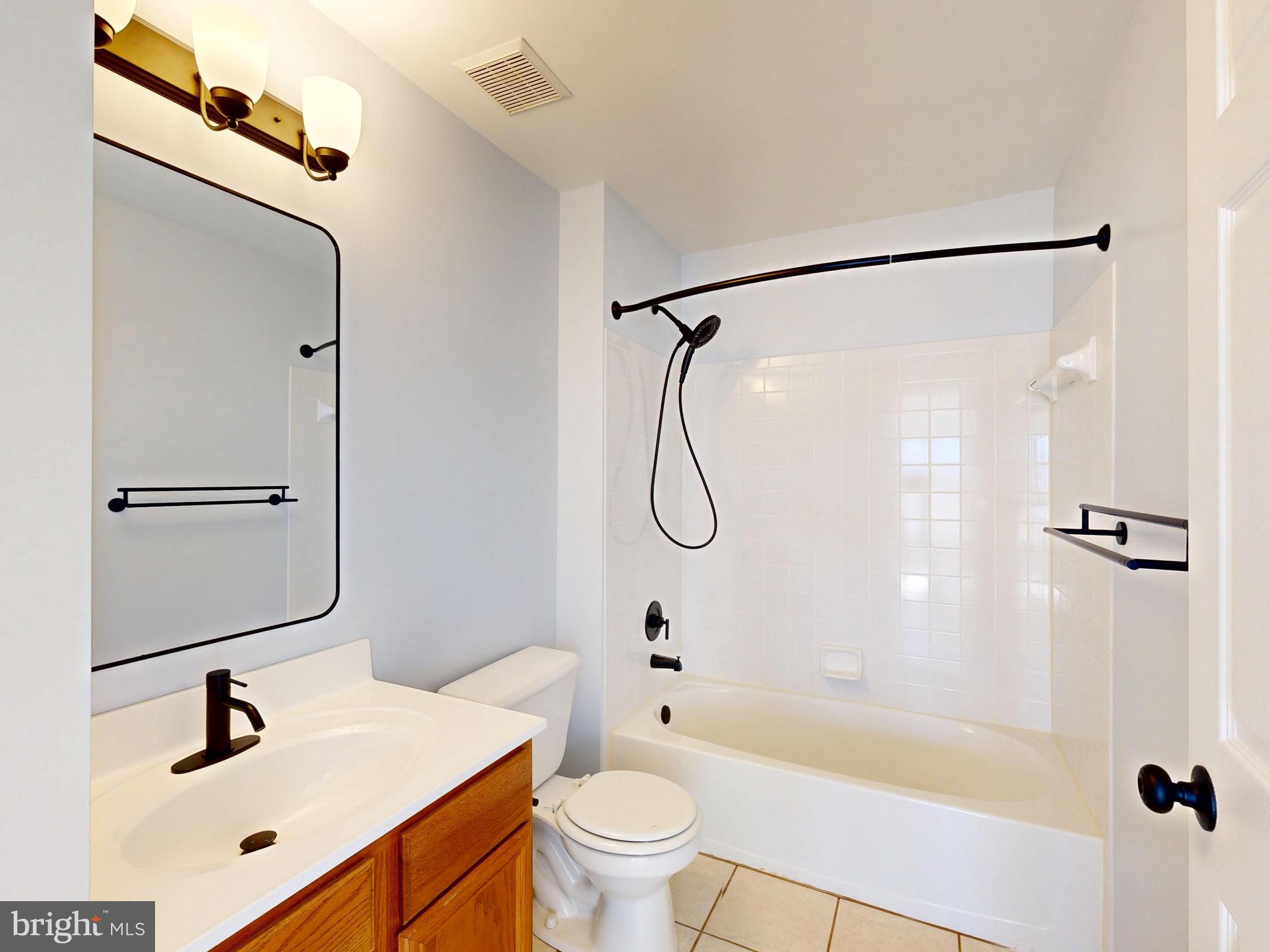 PROSPECT COVE AT LAKESID - Residential