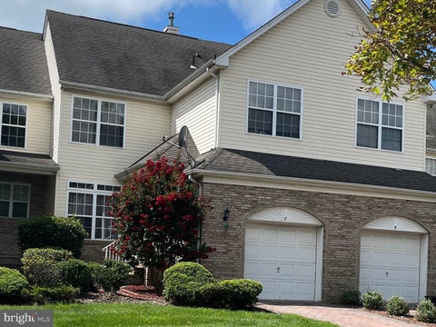 Townhouse For Rent - 7 Shelley Circle<br/> Mercer County, HIGHTSTOWN, NJ 08520