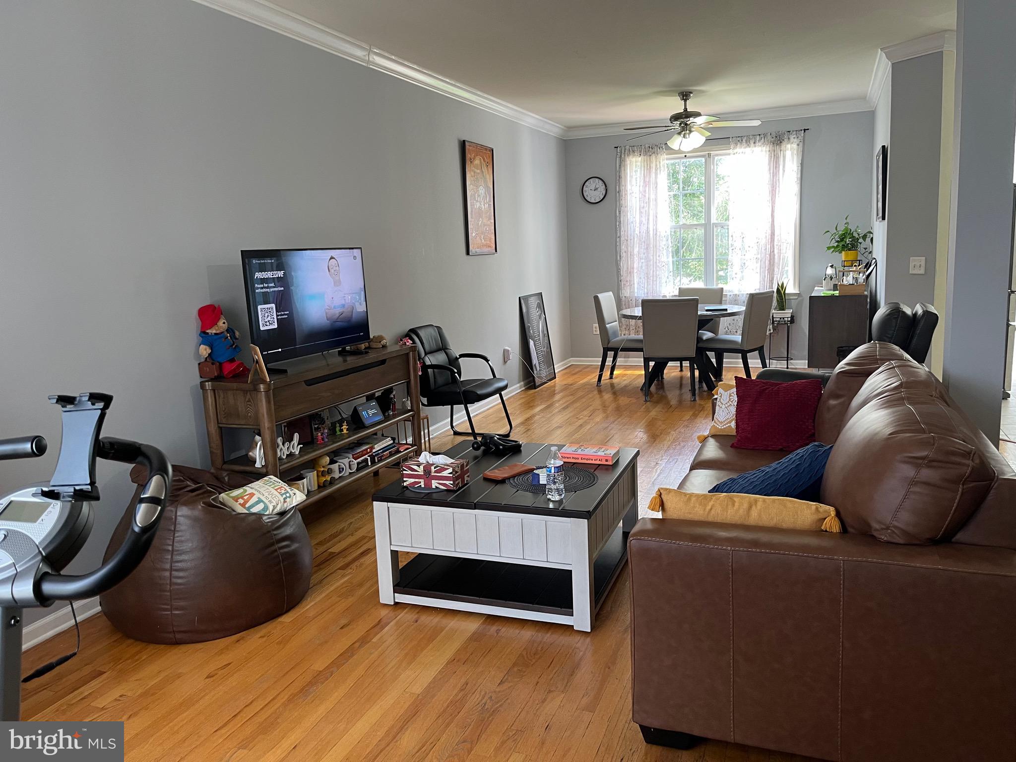 7 SHELLEY CIRCLE