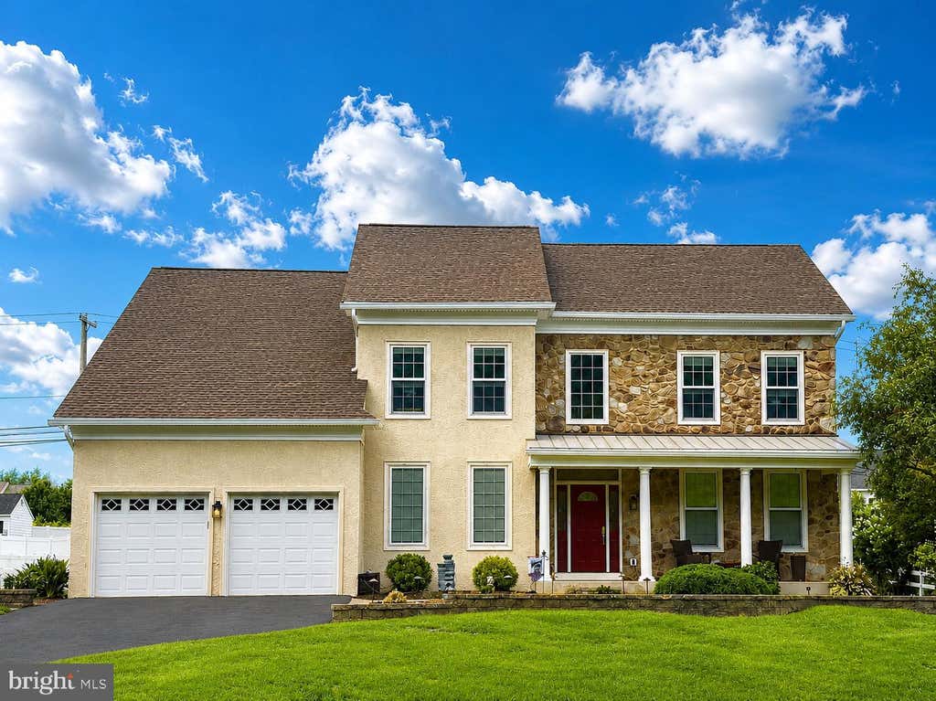 Photo of 1096 Lily Pond Lane, YARDLEY, PA 19067 (MLS # PABU2129638)