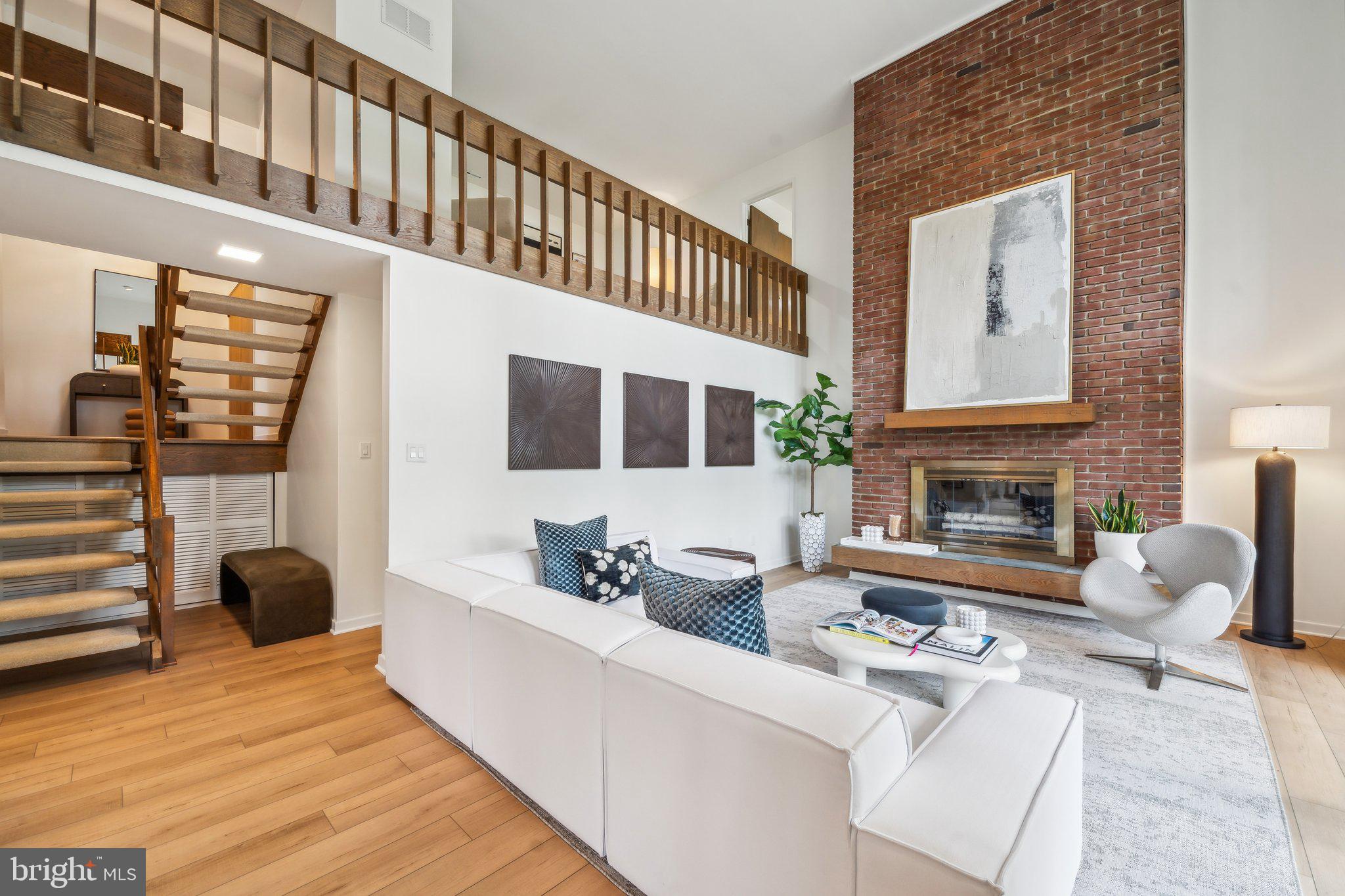 HUGUENOT FARMS - Residential