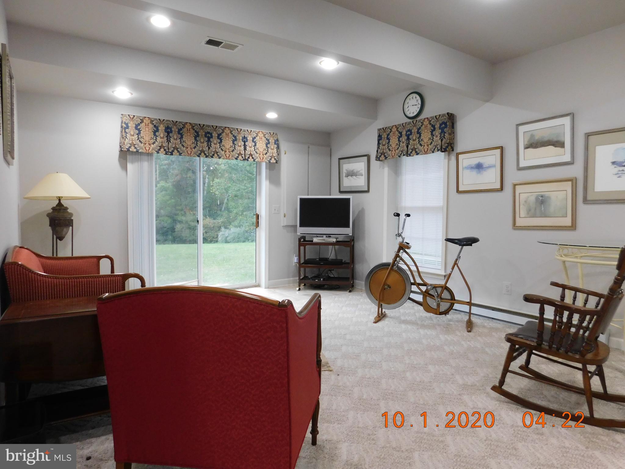 ERINBROOK - Residential Lease