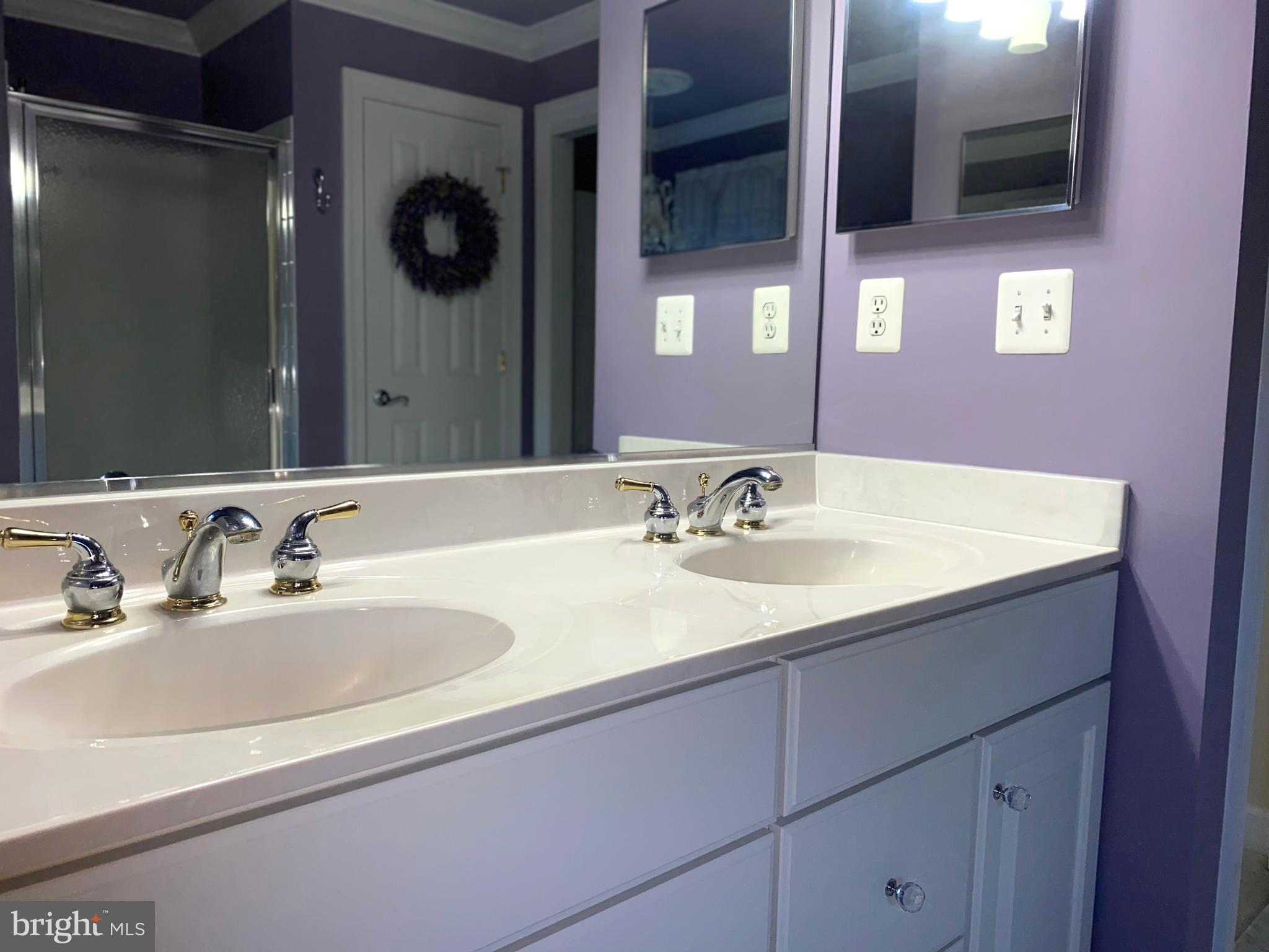 ERINBROOK - Residential Lease