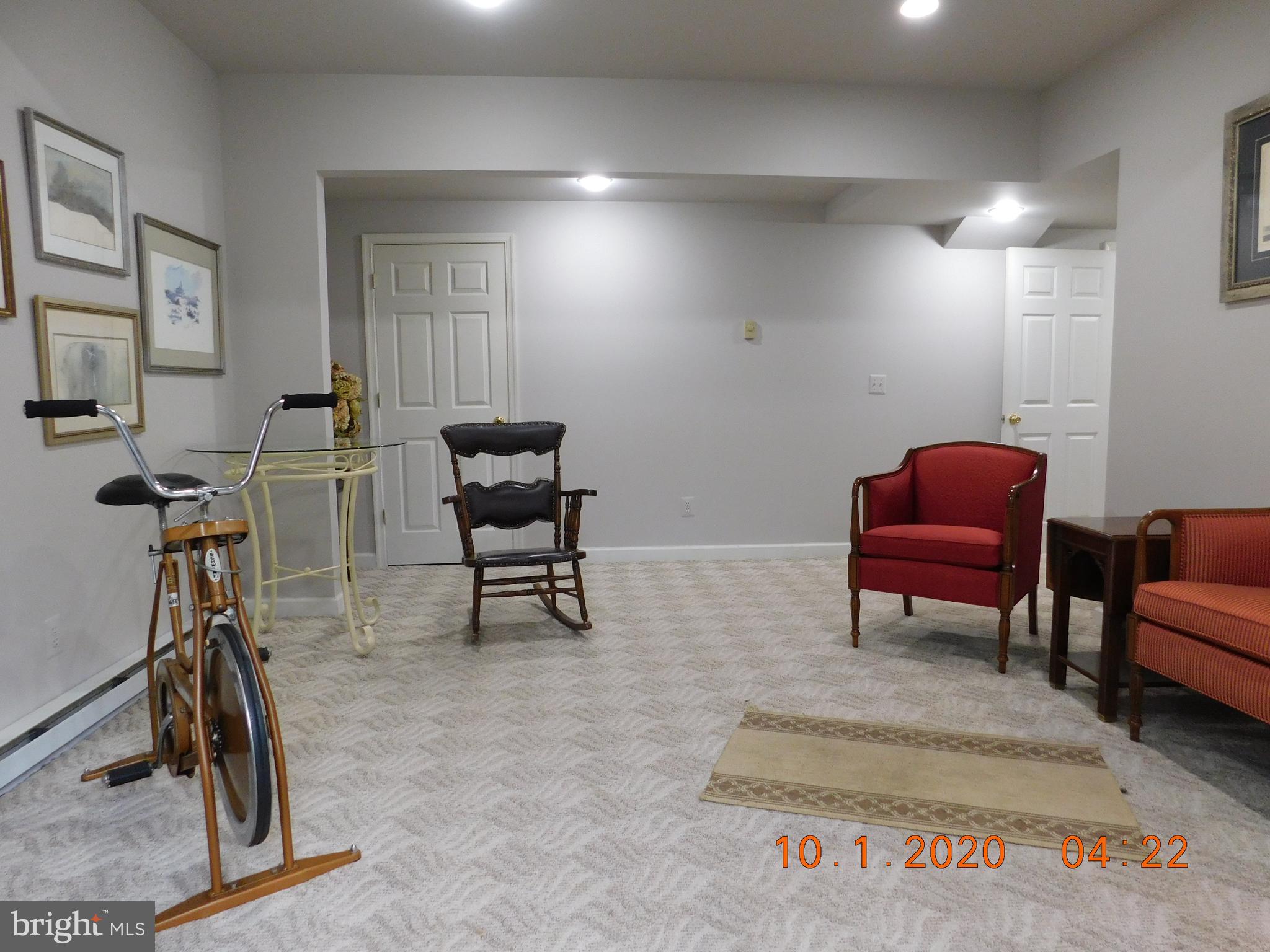 ERINBROOK - Residential Lease