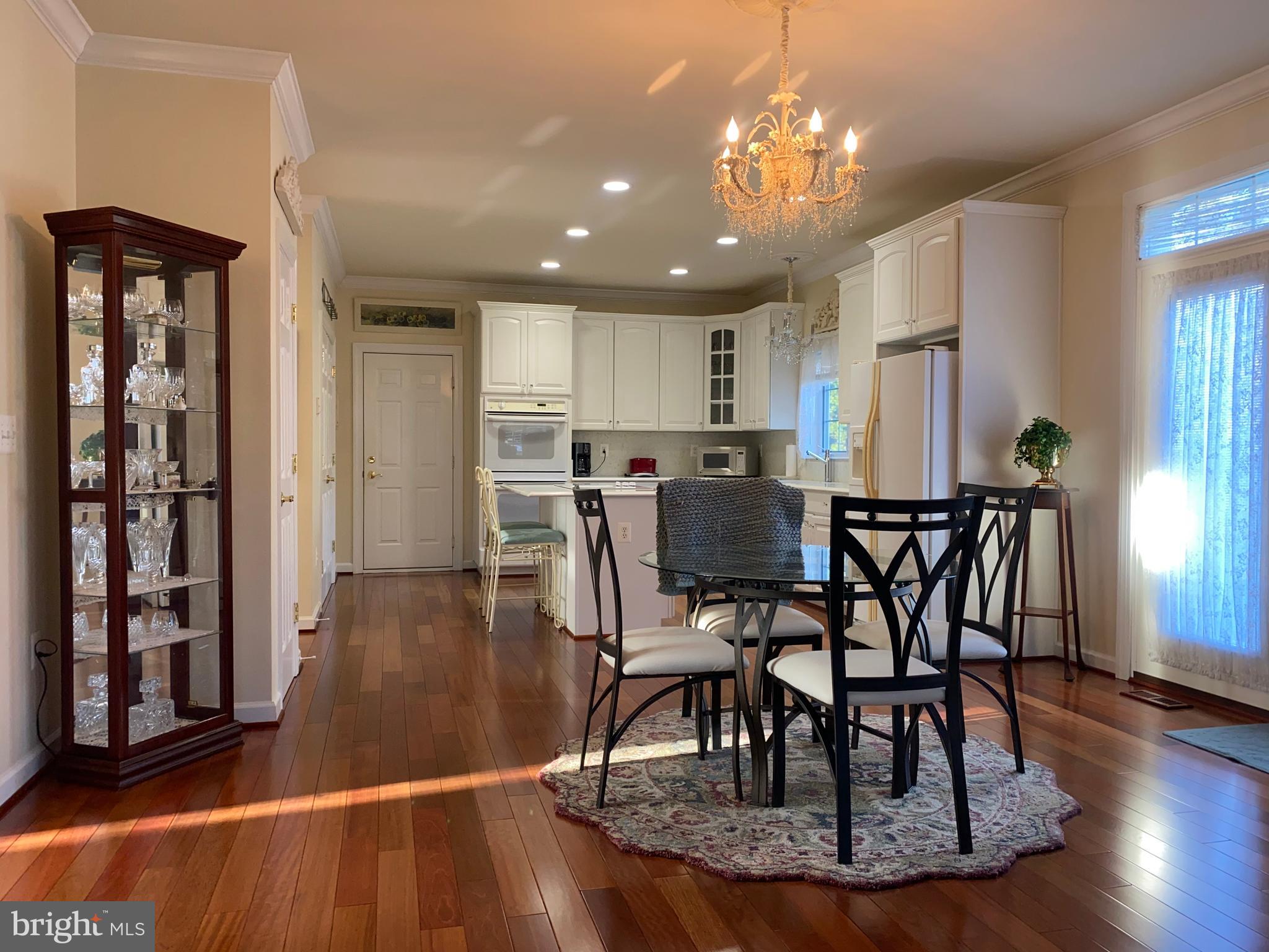 ERINBROOK - Residential Lease