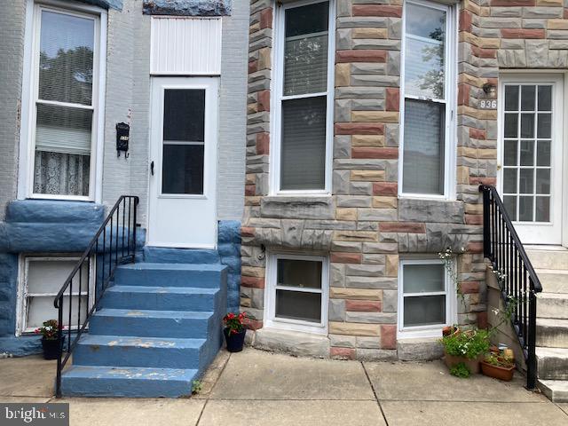 Enjoy this affordable Hampden home! This interior townhome offers spacious rooms, generous closets with natural light filled rooms. The first floor offers plenty of space for living and dining. Upstairs offers three bedrooms and one full bath. Located in the heart of Hampden close to shops, dining, a brewery, and a short walk to Johns Hopkins campus.
