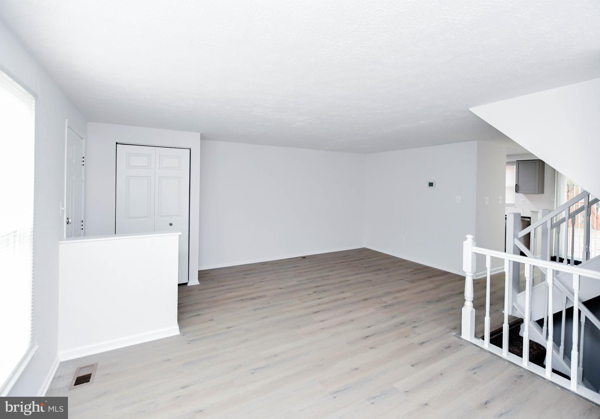 ASBURY WOODS - Residential