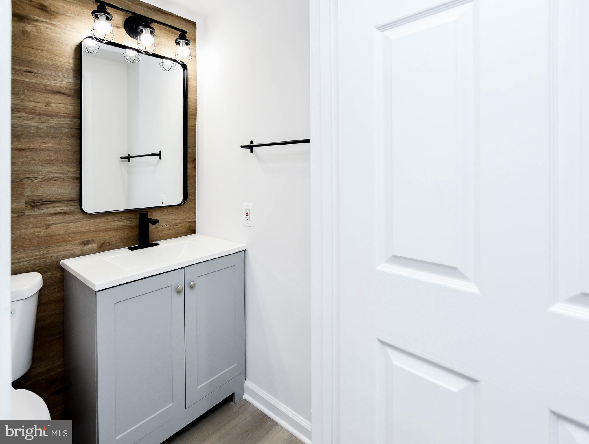 ASBURY WOODS - Residential