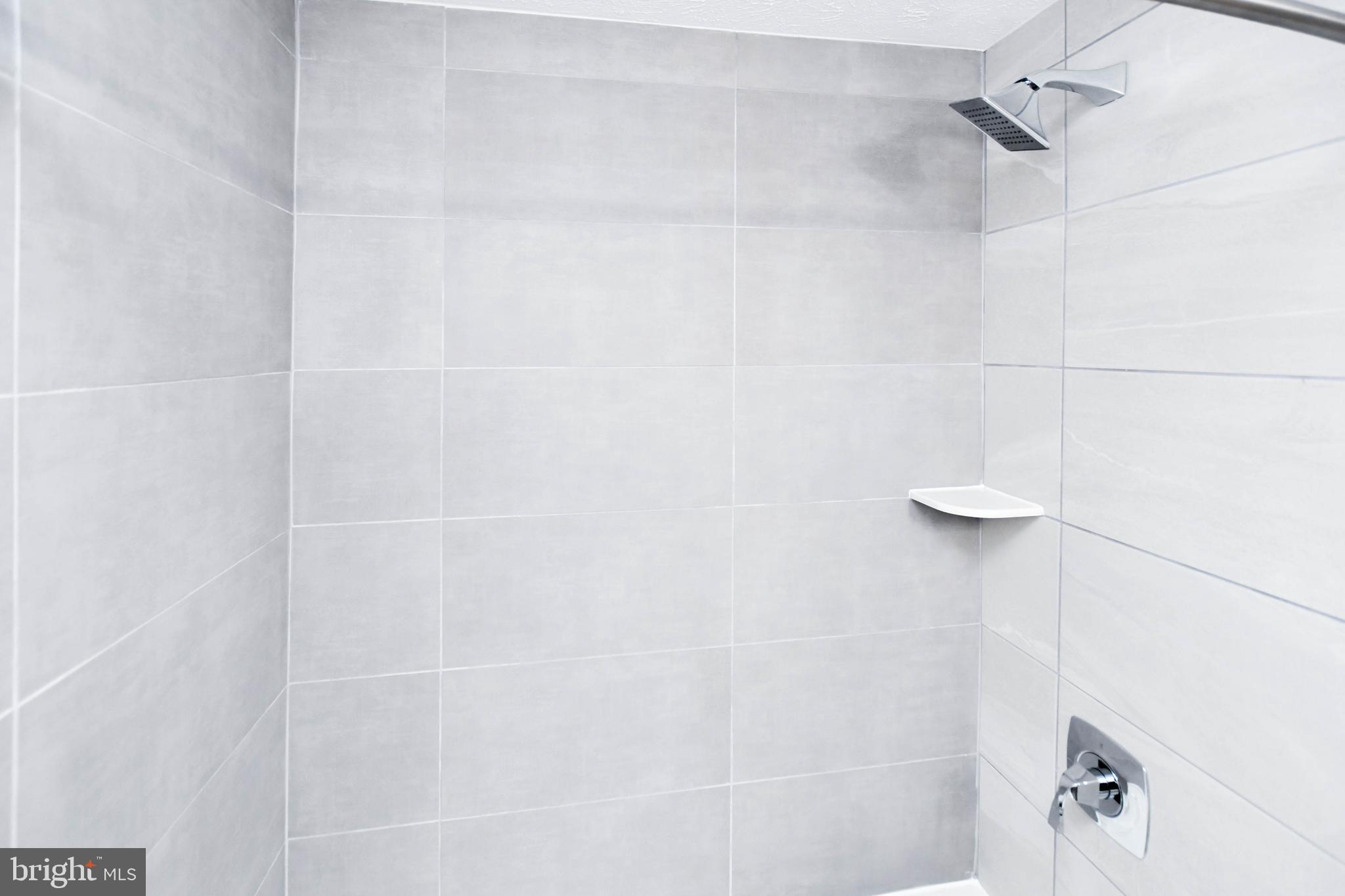 ASBURY WOODS - Residential