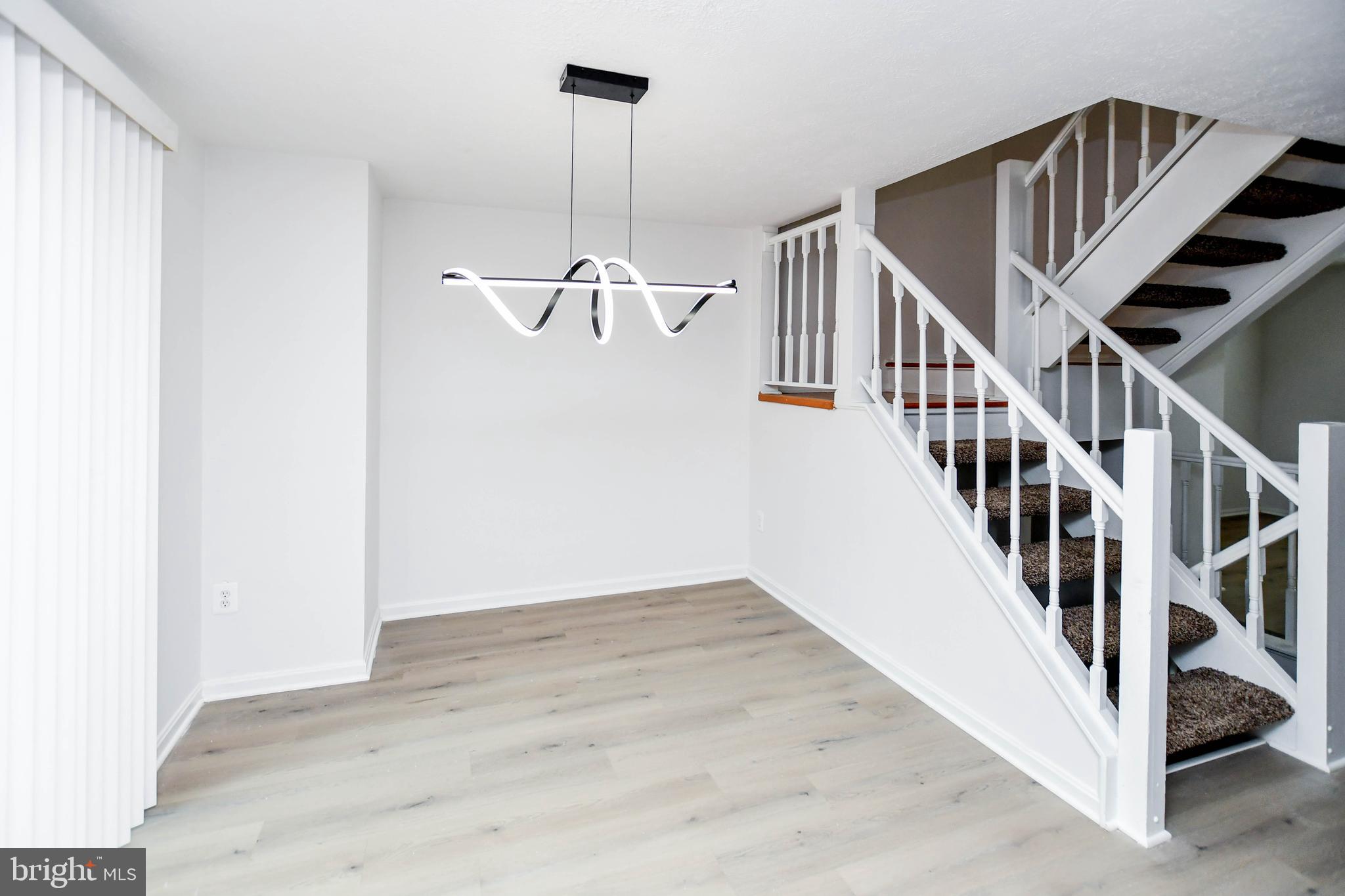 ASBURY WOODS - Residential