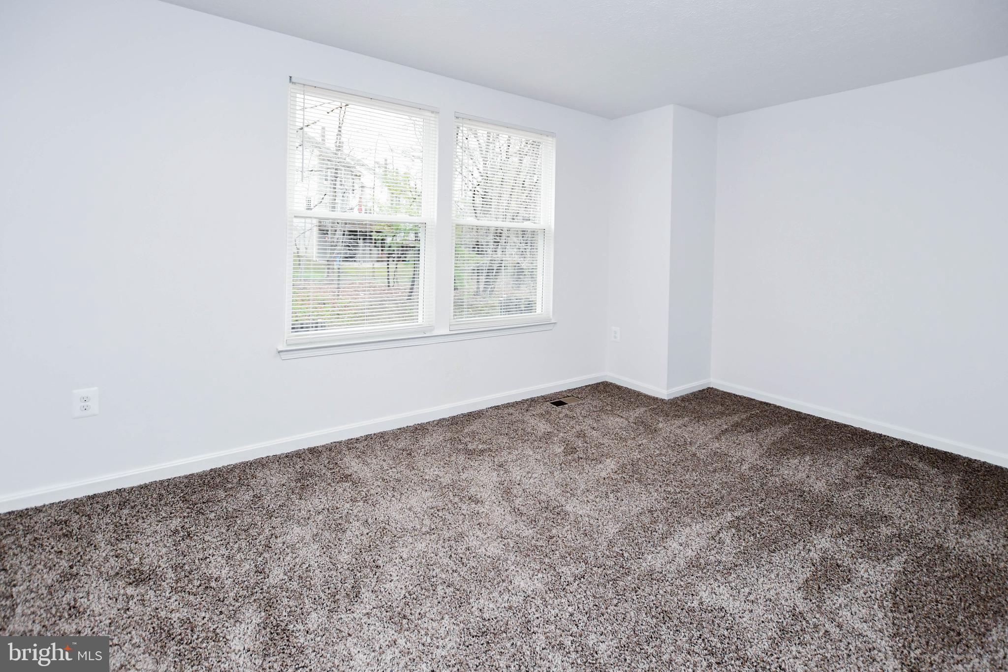 ASBURY WOODS - Residential