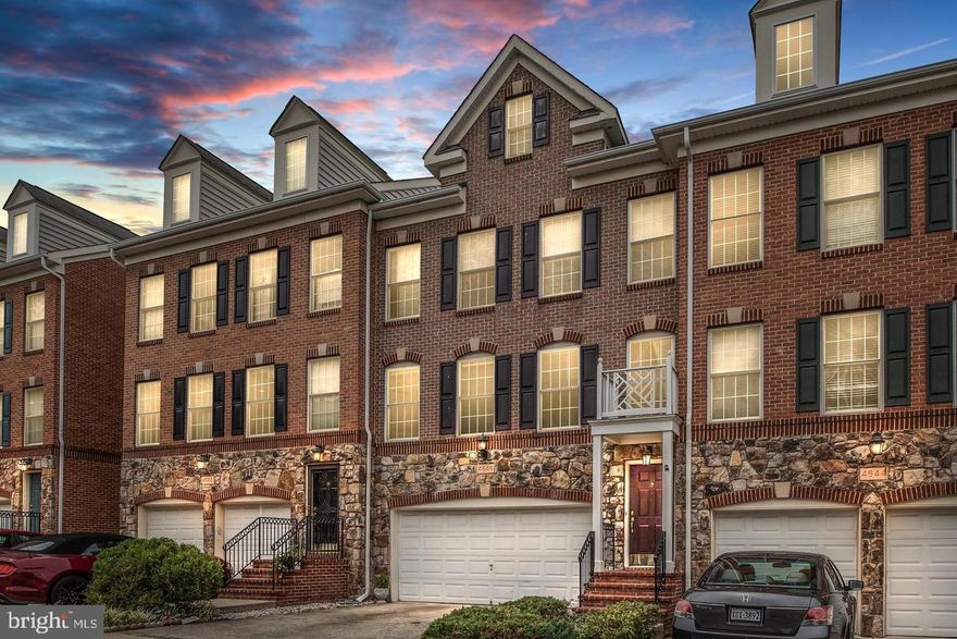LARGE TOWNHOUSE WITH OVER 2500+ FINISHED SF ON ALL THREE LEVELS. STUNNING BRICK & STONE FRONT, SHOWS LIKE A MODEL; 9ft CEILINGS, SS APPLIANCES W/GRANITE COUNTERS, BUMP-OUTS, 4BR,3.5BA.VAULTED CEILINGS IN 3 BR. HARDWOODS FLOOR ON ENTIRE MAIN LEVEL & STAIRS; WALK TO DAYCARE; CLOSE TO WEGMANS AND WHOLE FOODS, NEXT TO FAIRLAKES SHOPPING CENTER, GREAT SCHOOLS AND MORE; FEATURES 52" WALL MOUNTED TV; GOURMET KITCHEN, HARDWOODS ON THE MAIN, MAN-CAVE GARAGE THAT WILL IMPRESS; IMMACULATE; THIS IS IT!