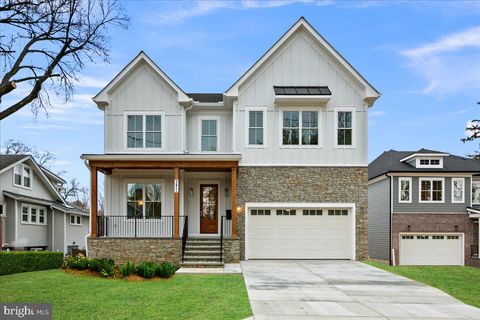 3411 17TH STREET N ARLINGTON VA 22207