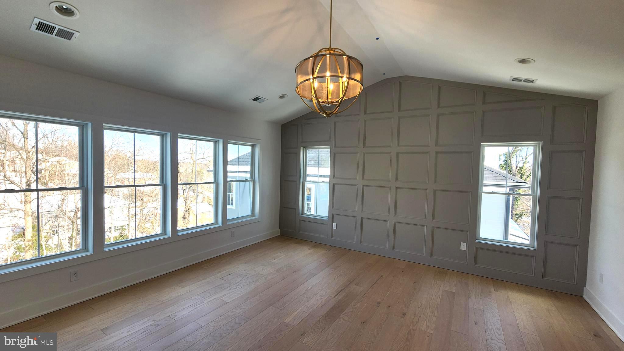 CHERRYDALE - Residential