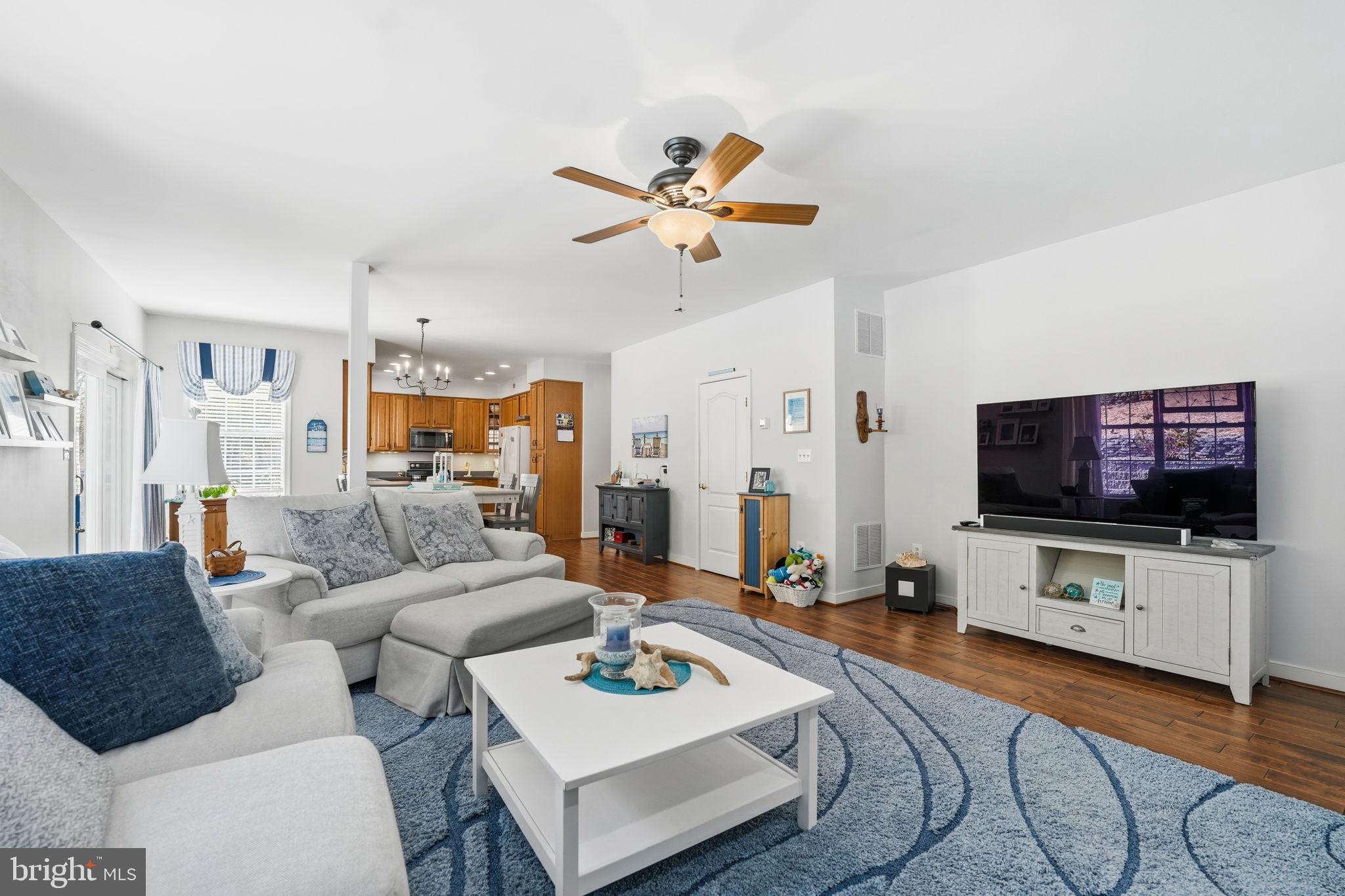 DALE CITY - Residential