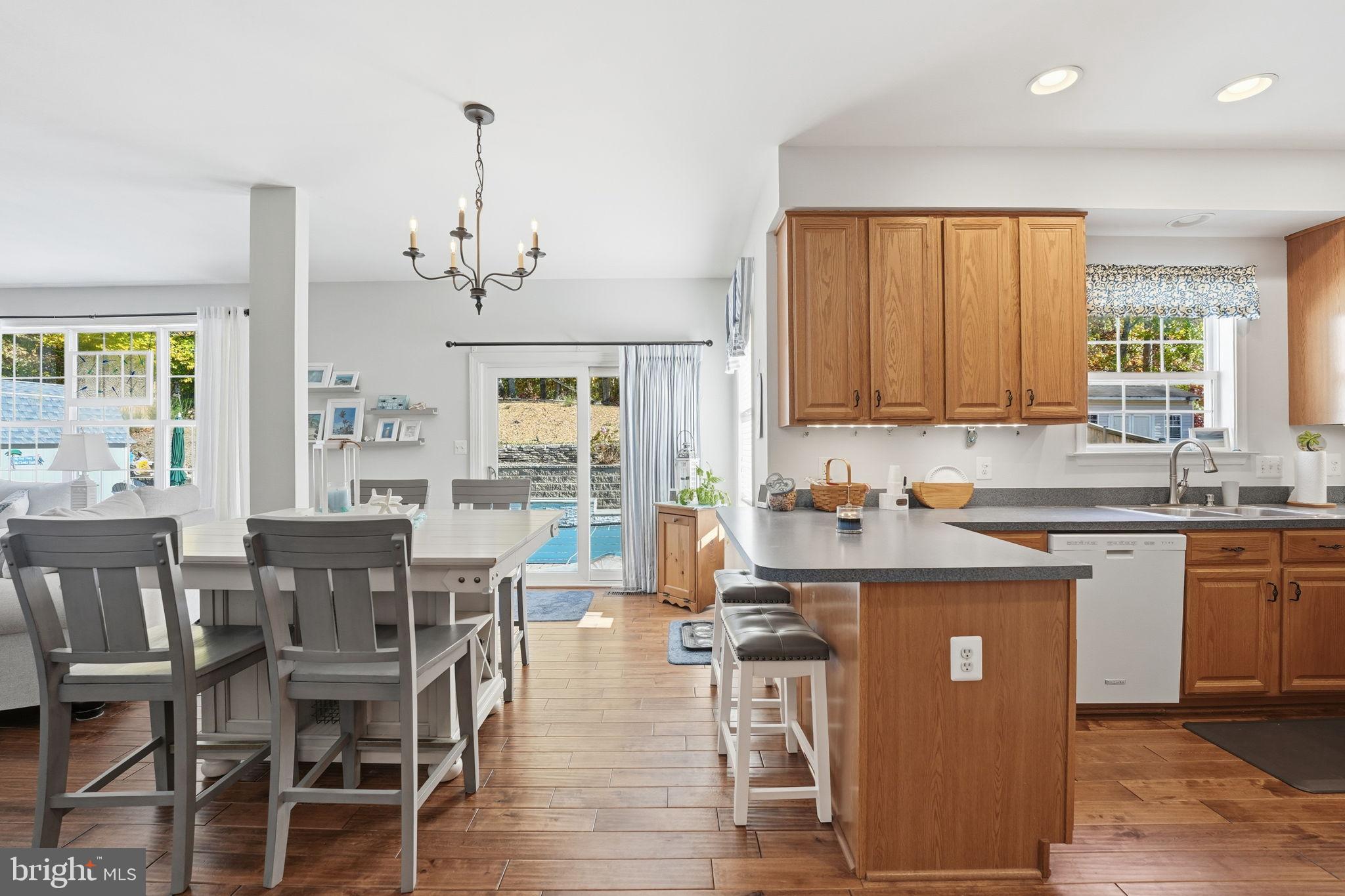 DALE CITY - Residential