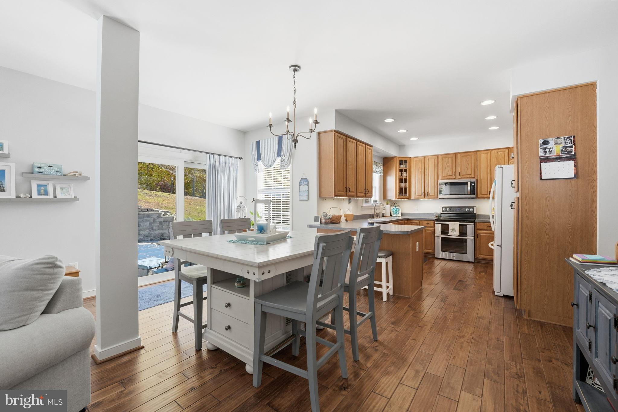 DALE CITY - Residential