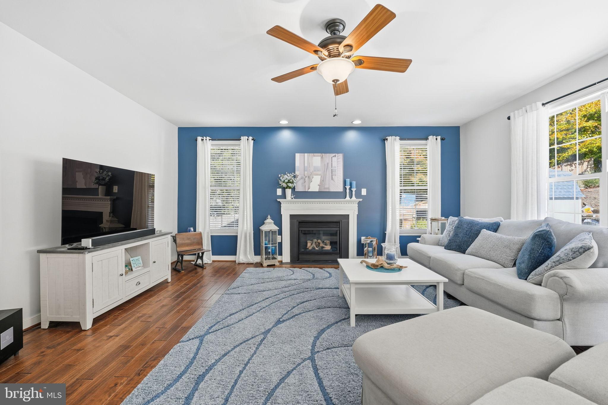 DALE CITY - Residential